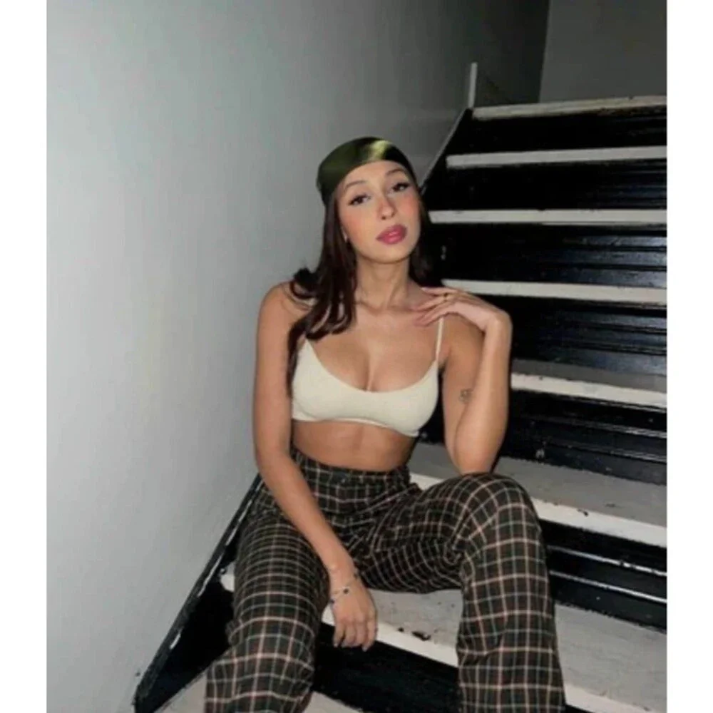 INH X RAYE RAYE Gorgeous Green Satin Scarf - Picture 5 of 5